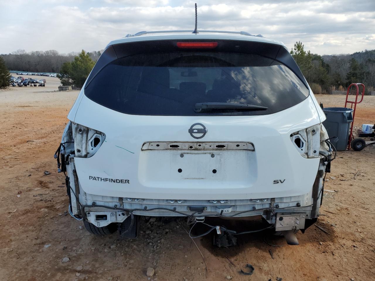 2017 Nissan Pathfinder - Image 6