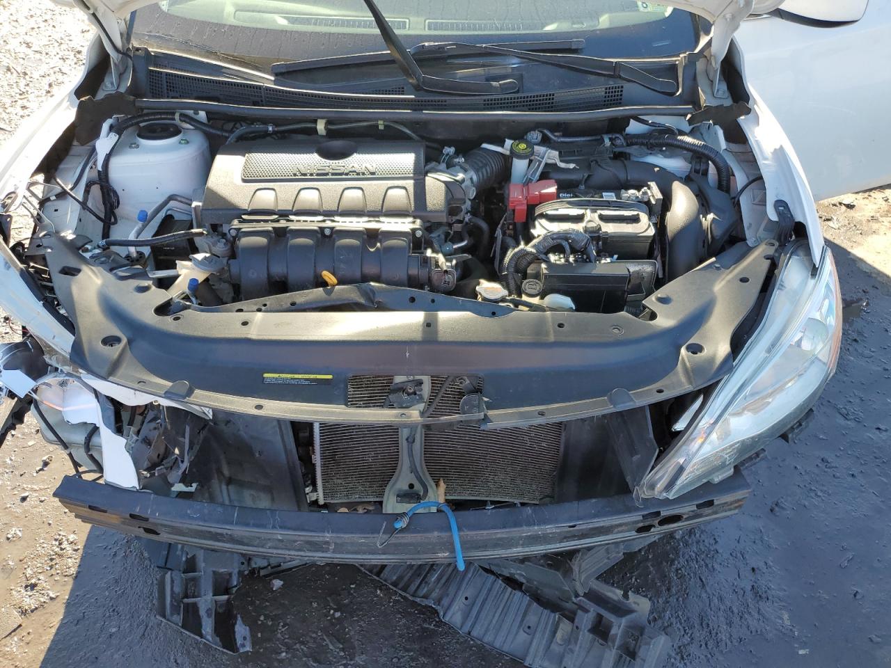 2015 Nissan Sentra - Image 12