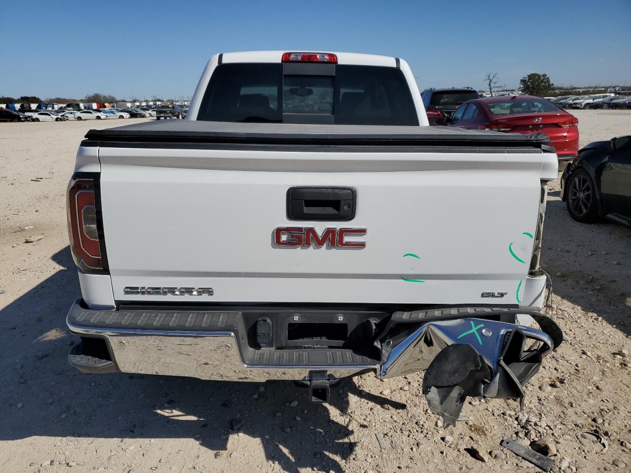 2018 GMC Sierra - Image 6