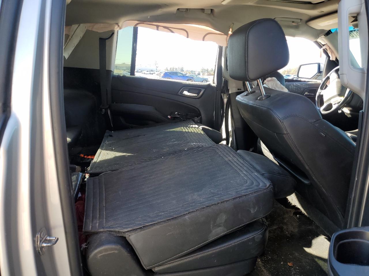 2019 Chevrolet Suburban K1500 Lt VIN: 1GNSKHKC9KR280466 Lot: 42367645