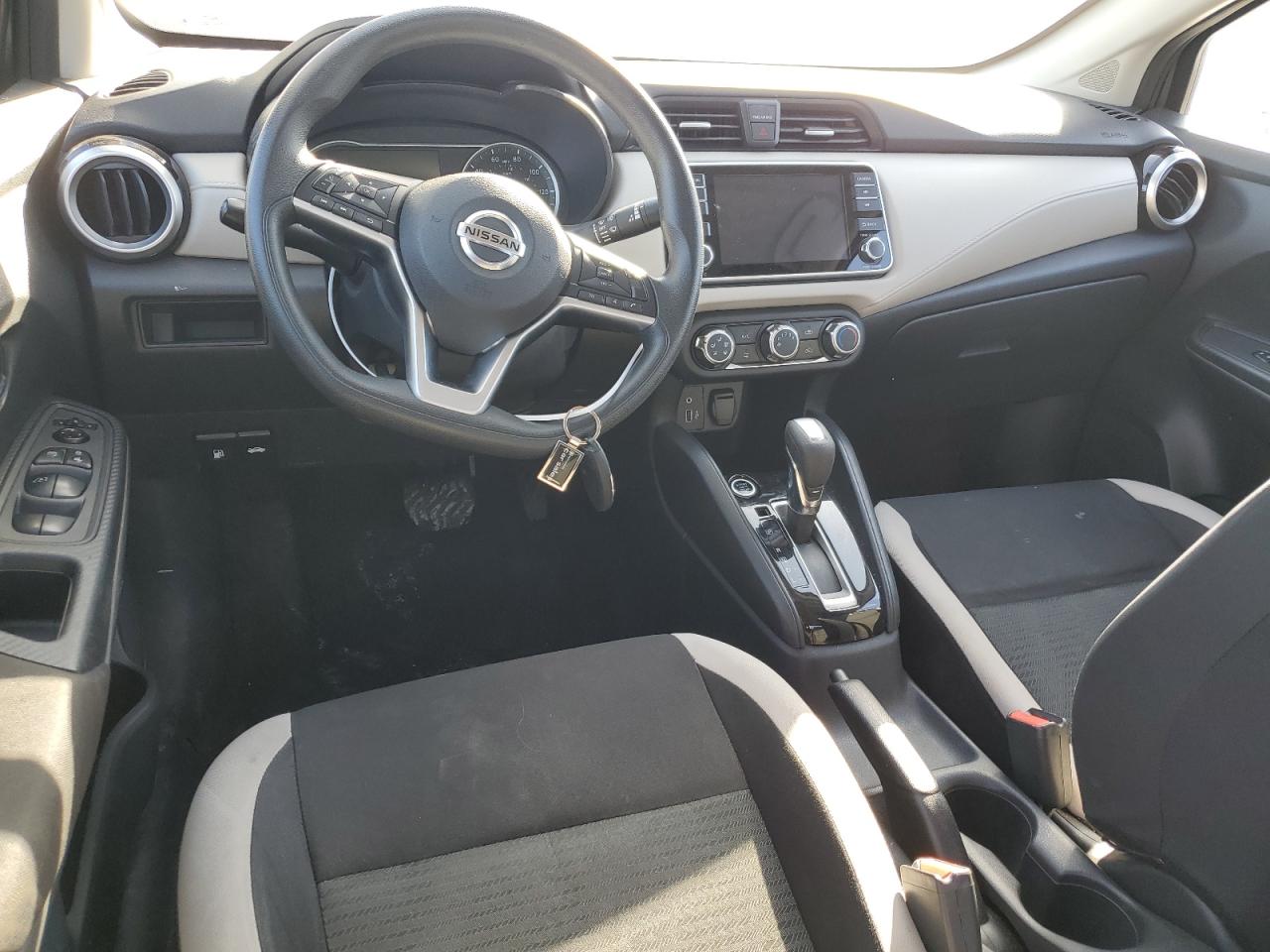 3N1CN8EV7ML892311 NISSAN VERSA 2021