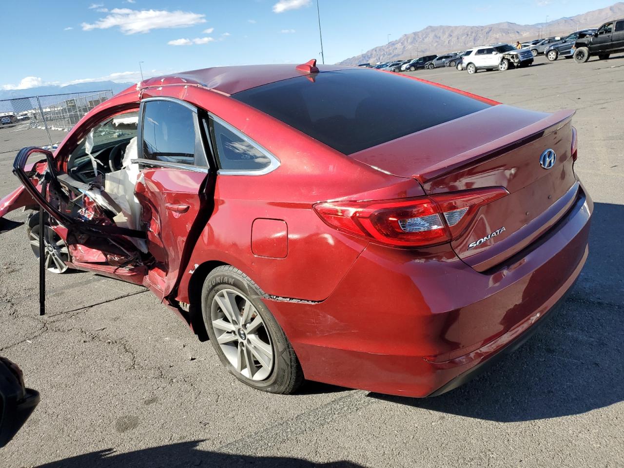 2015 Hyundai Sonata - Image 2