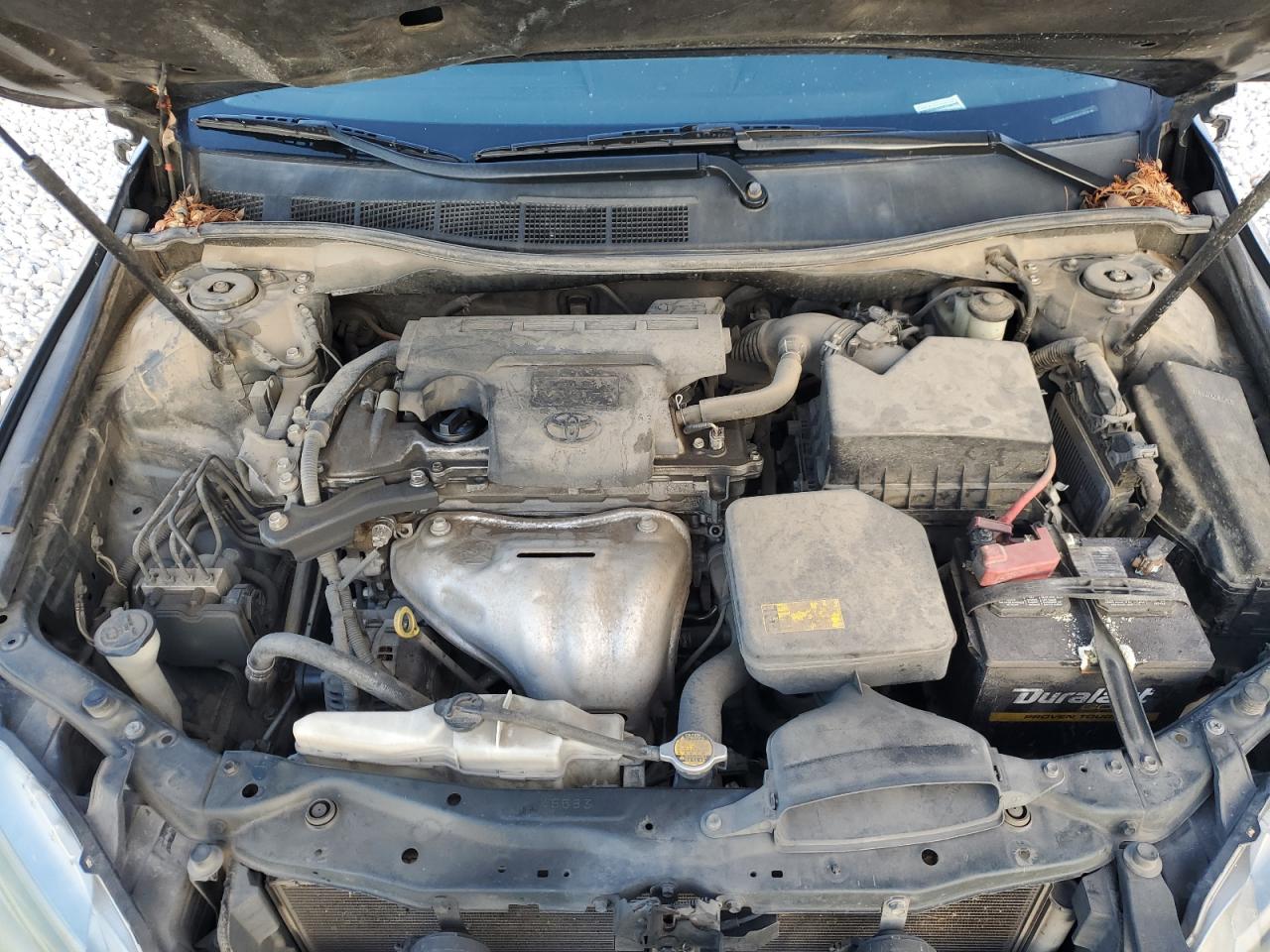 2015 Toyota Camry - Image 12