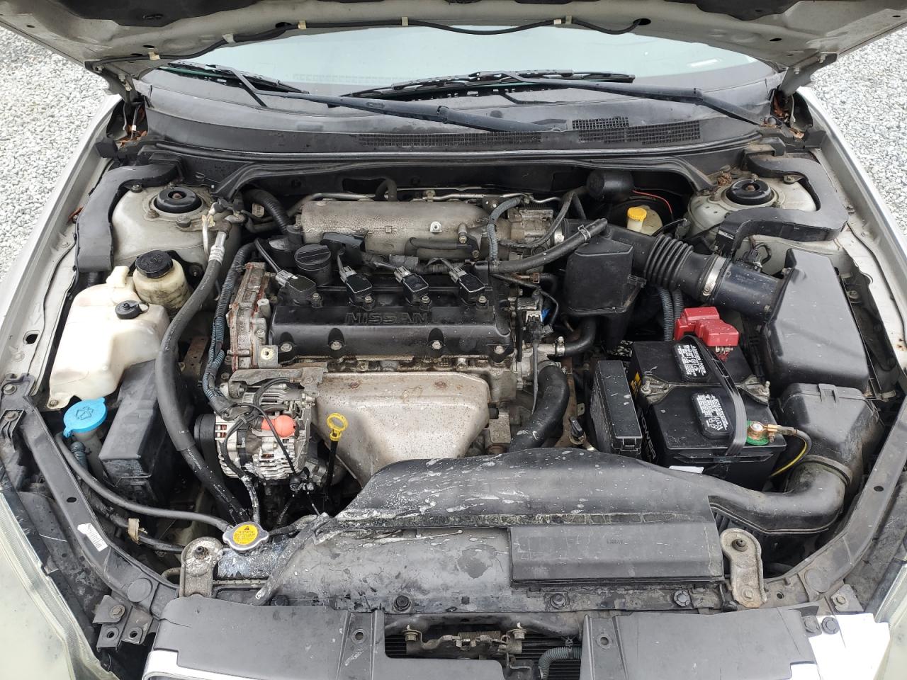2005 Nissan Altima - Image 13