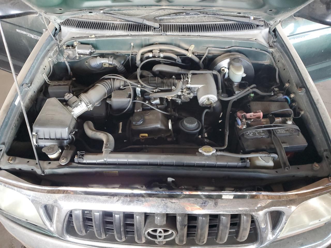 2002 Toyota Tacoma - Image 11