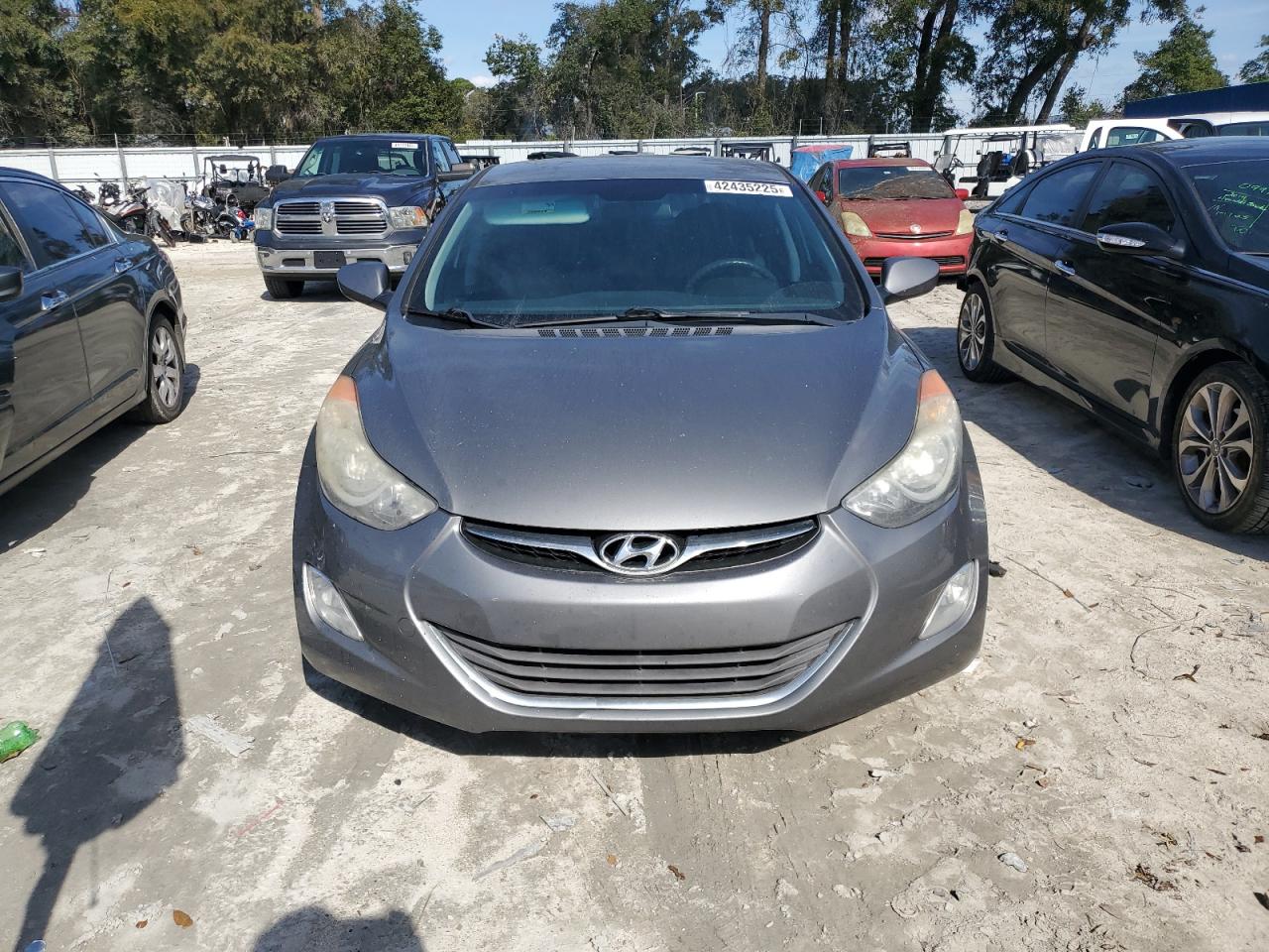 2013 Hyundai Elantra - Image 5