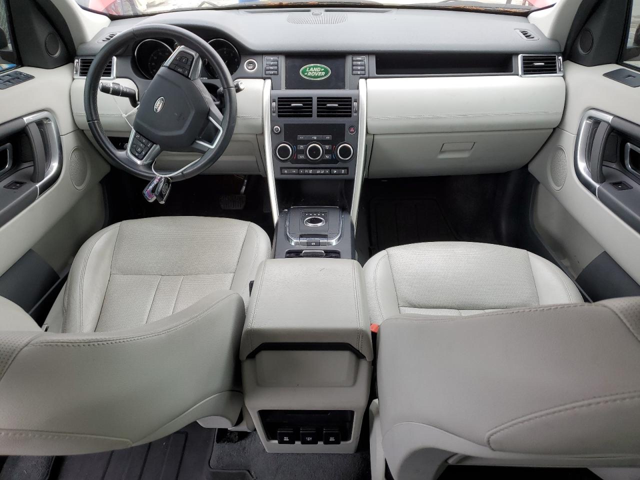 2019 Land Rover Discovery - Image 8