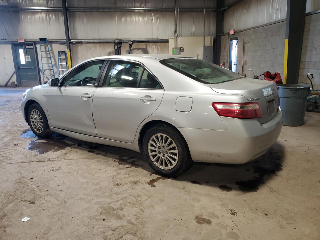 2007 Toyota Camry - Image 2