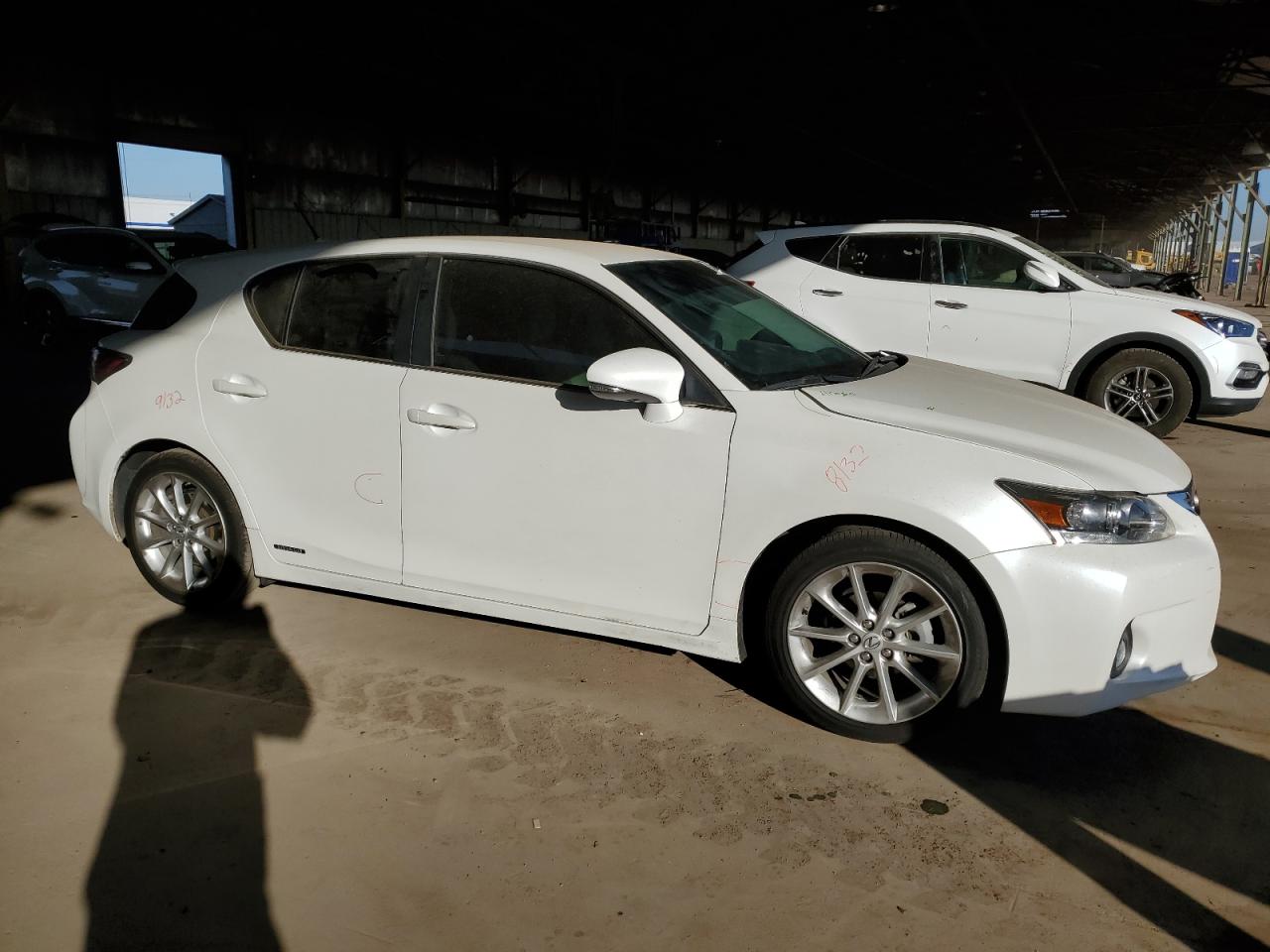 2012 Lexus CT - Image 4