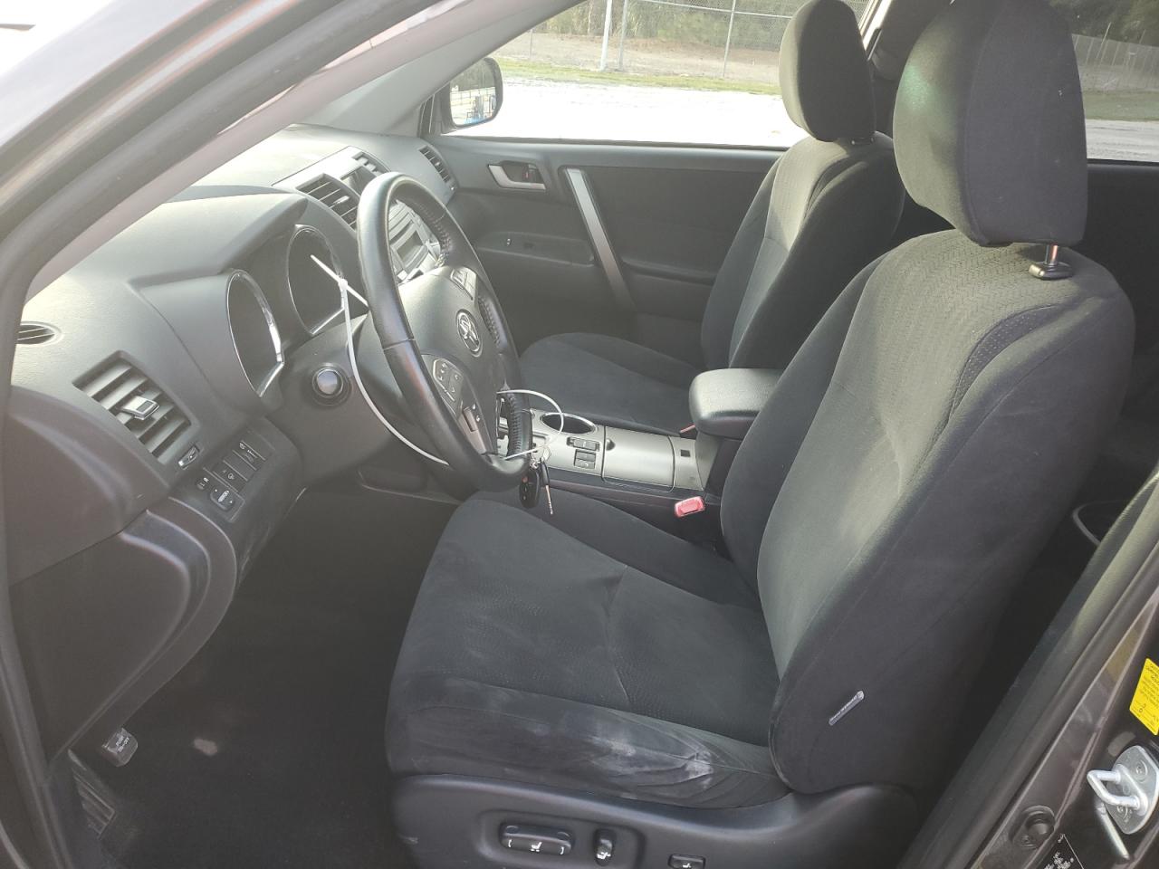 2009 Toyota Highlander - Image 7
