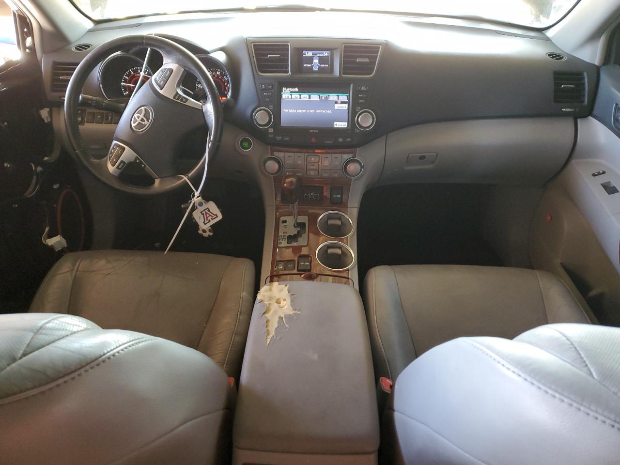 2011 Toyota Highlander - Image 8