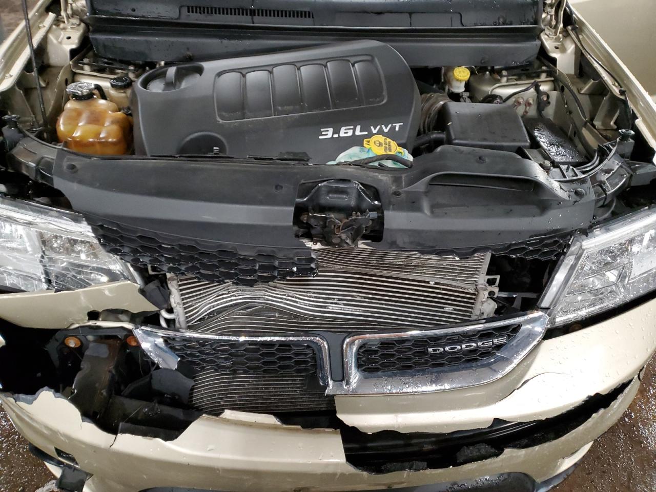 2011 Dodge Journey - Image 12