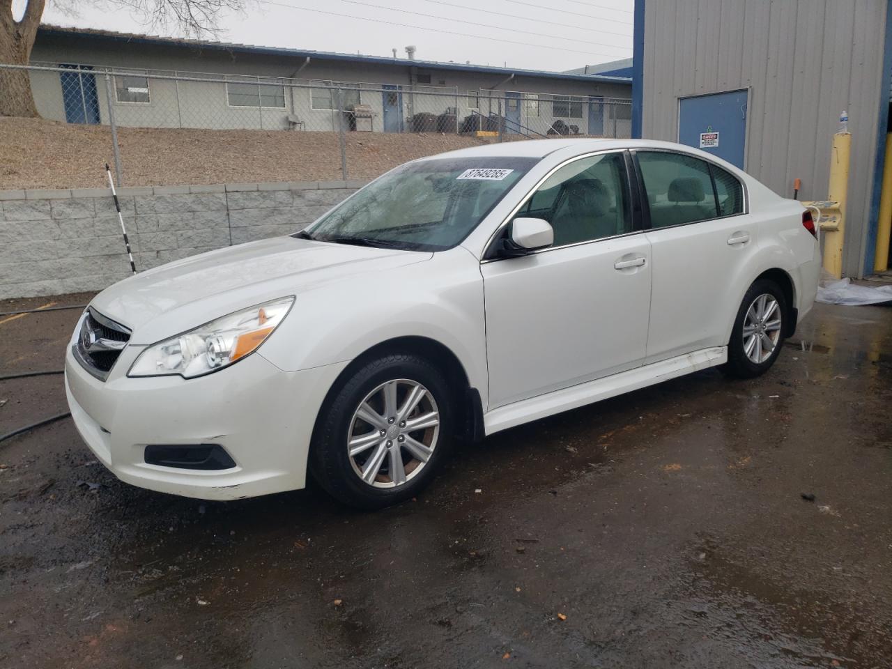 Albuquerque, NM에서 판매 중인 2011 Subaru Legacy 2.5I Premium - Side