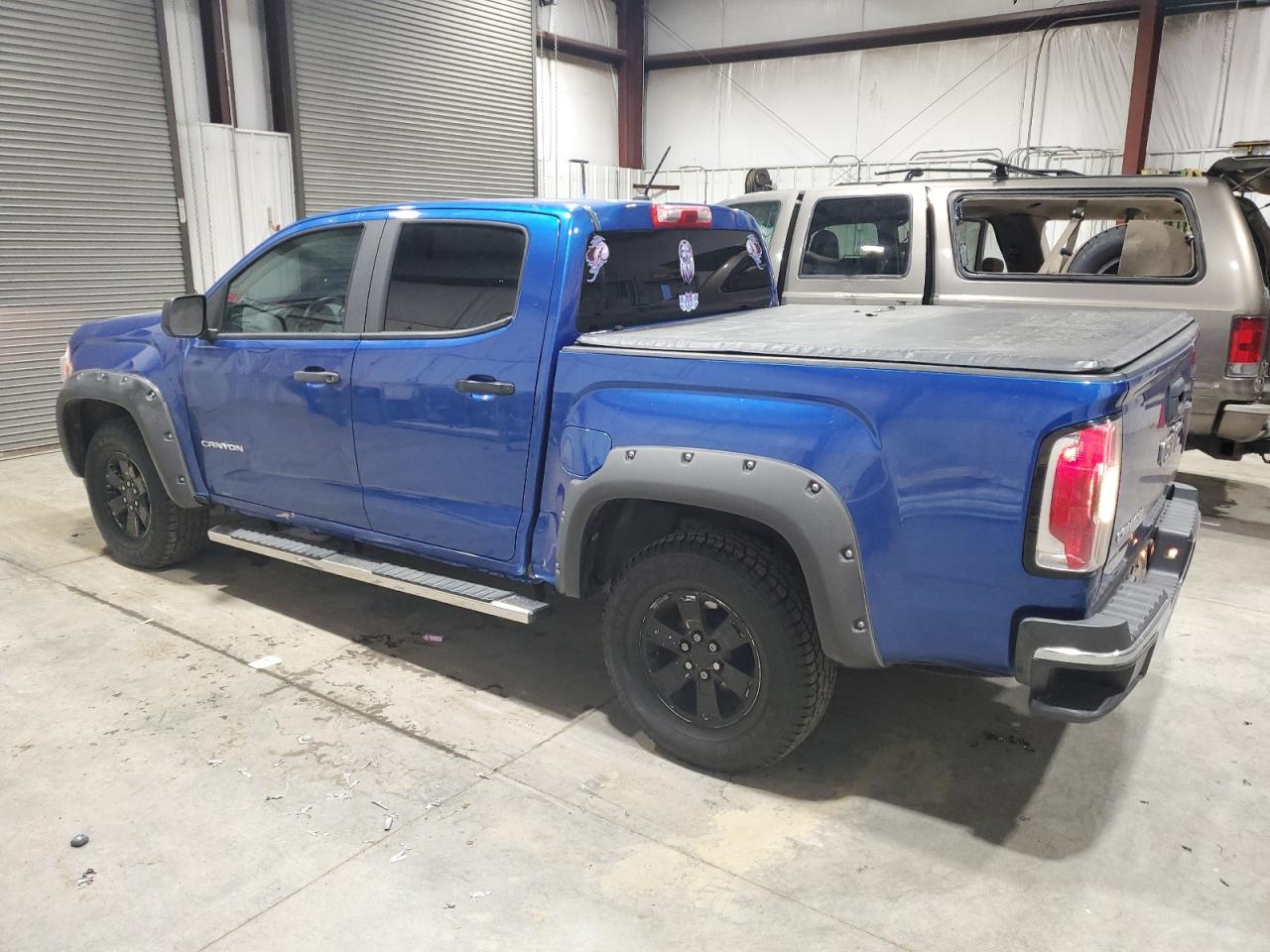2019 GMC Canyon - Image 2