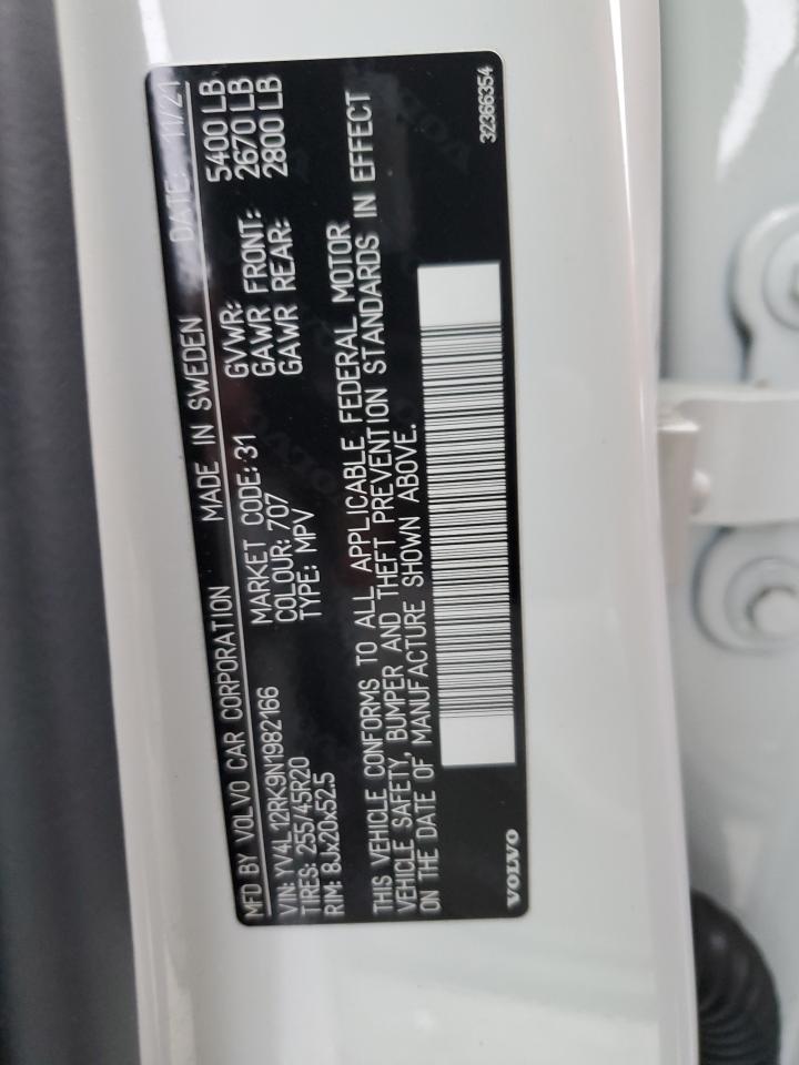 2022 Volvo XC60 - Image 12