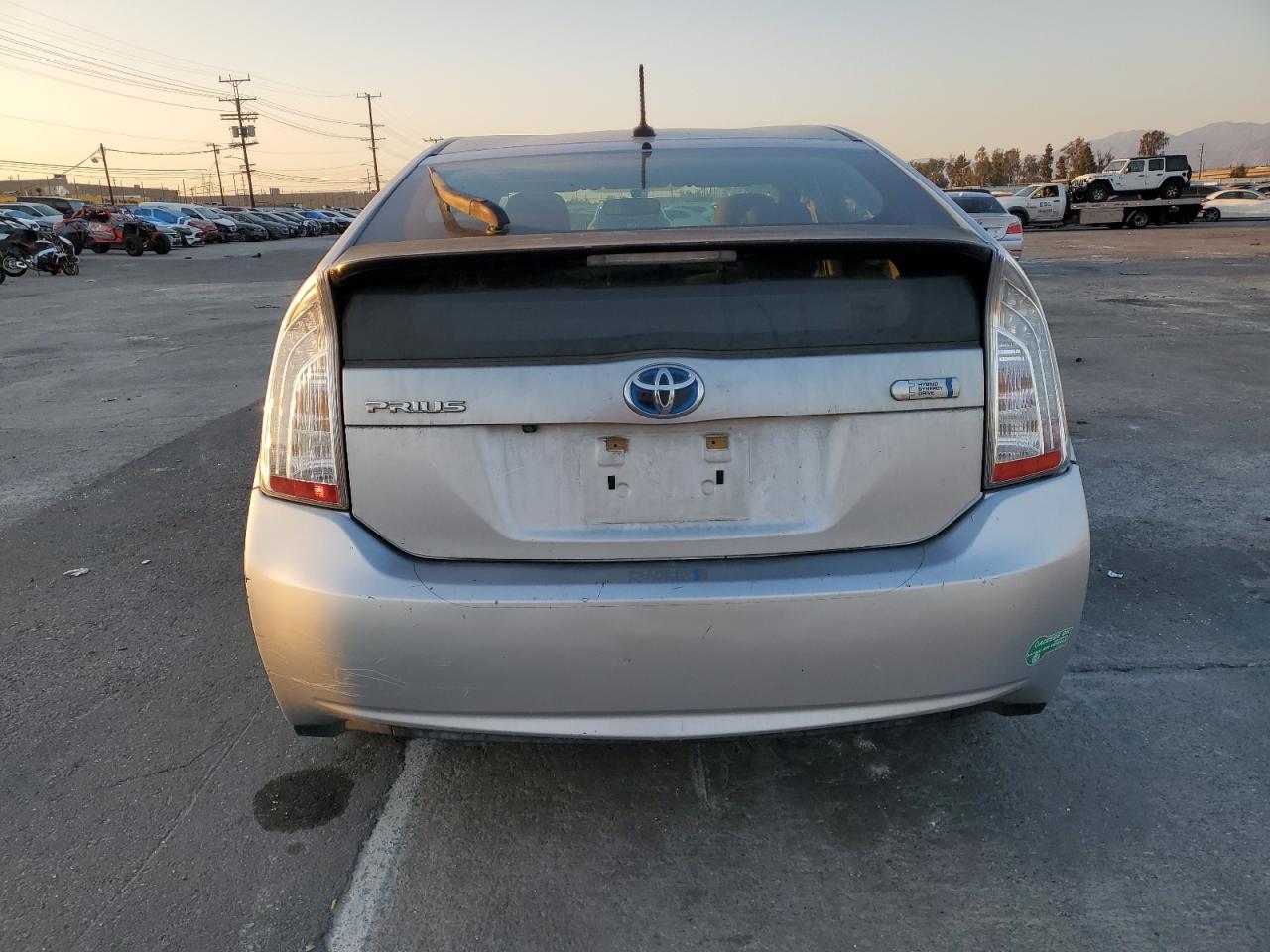 VIN JTDKN3DP3D3047644 2013 TOYOTA PRIUS no.6