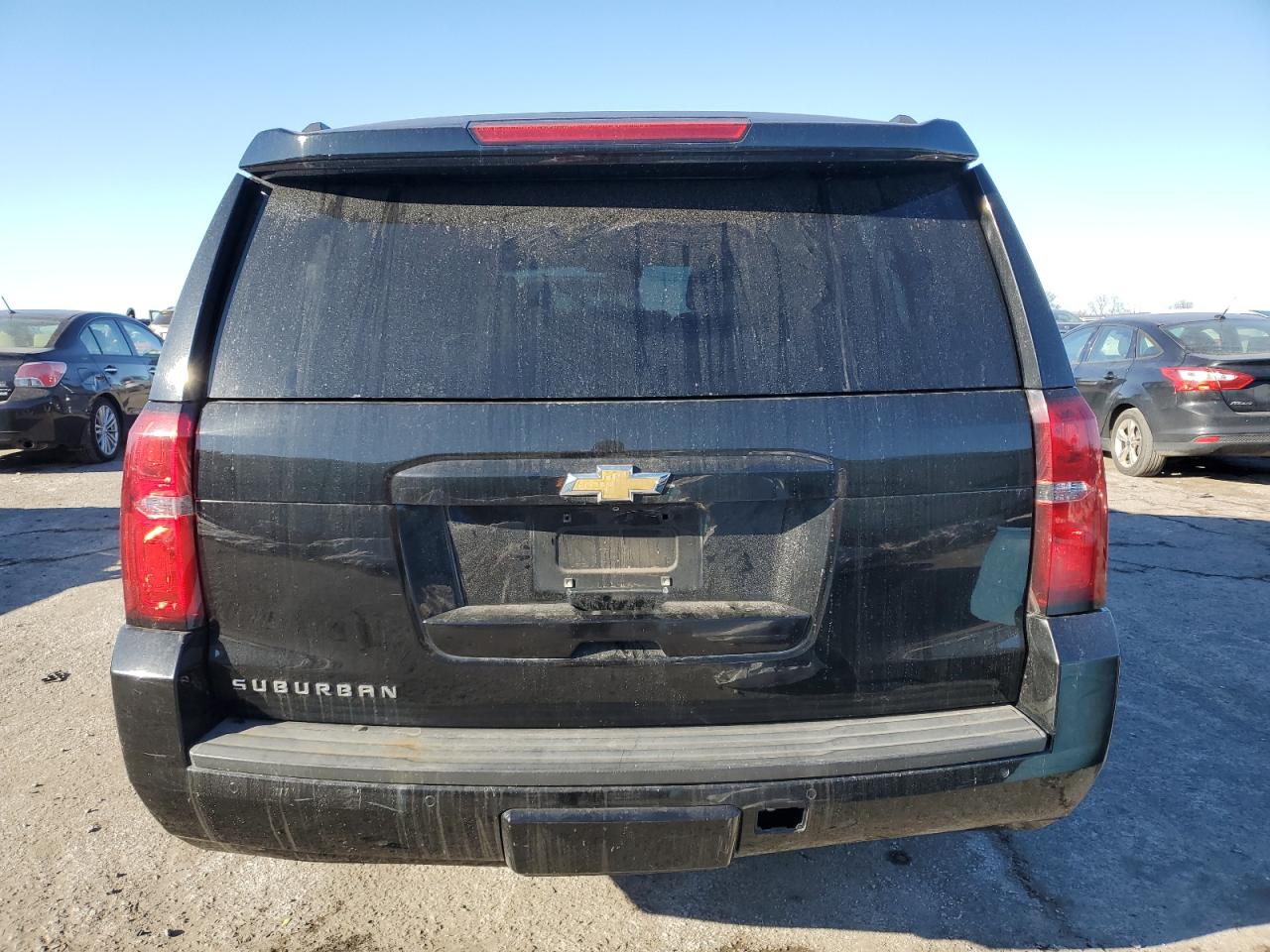 2015 Chevrolet Suburban - Image 6