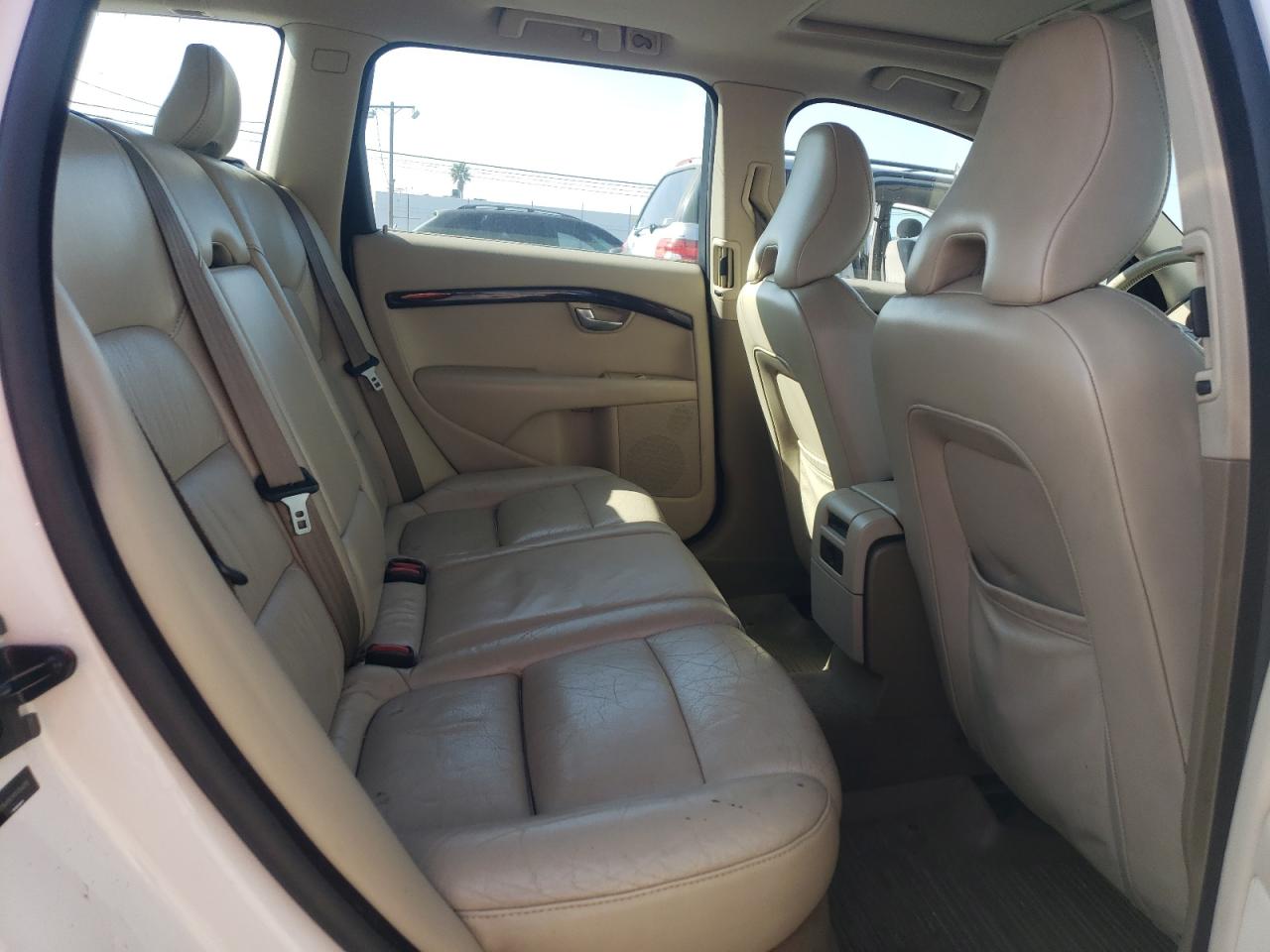 2008 Volvo V70 - Image 11