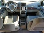 2010 Chrysler Town & Country Lx للبيع في Albany، NY - Side