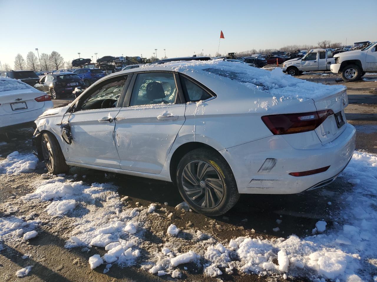 2019 Volkswagen Jetta - Image 2