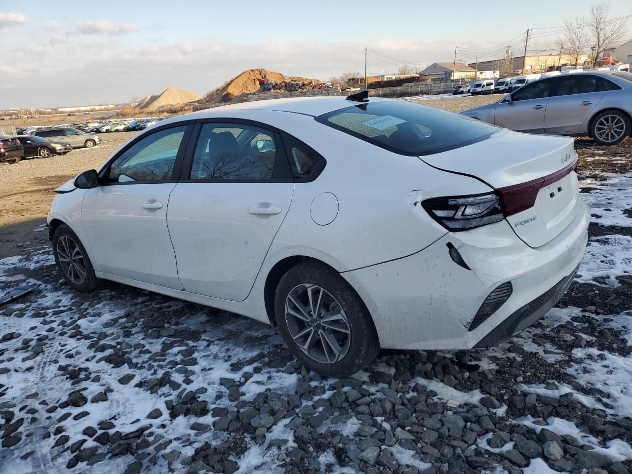 2024 Kia Forte - Image 2
