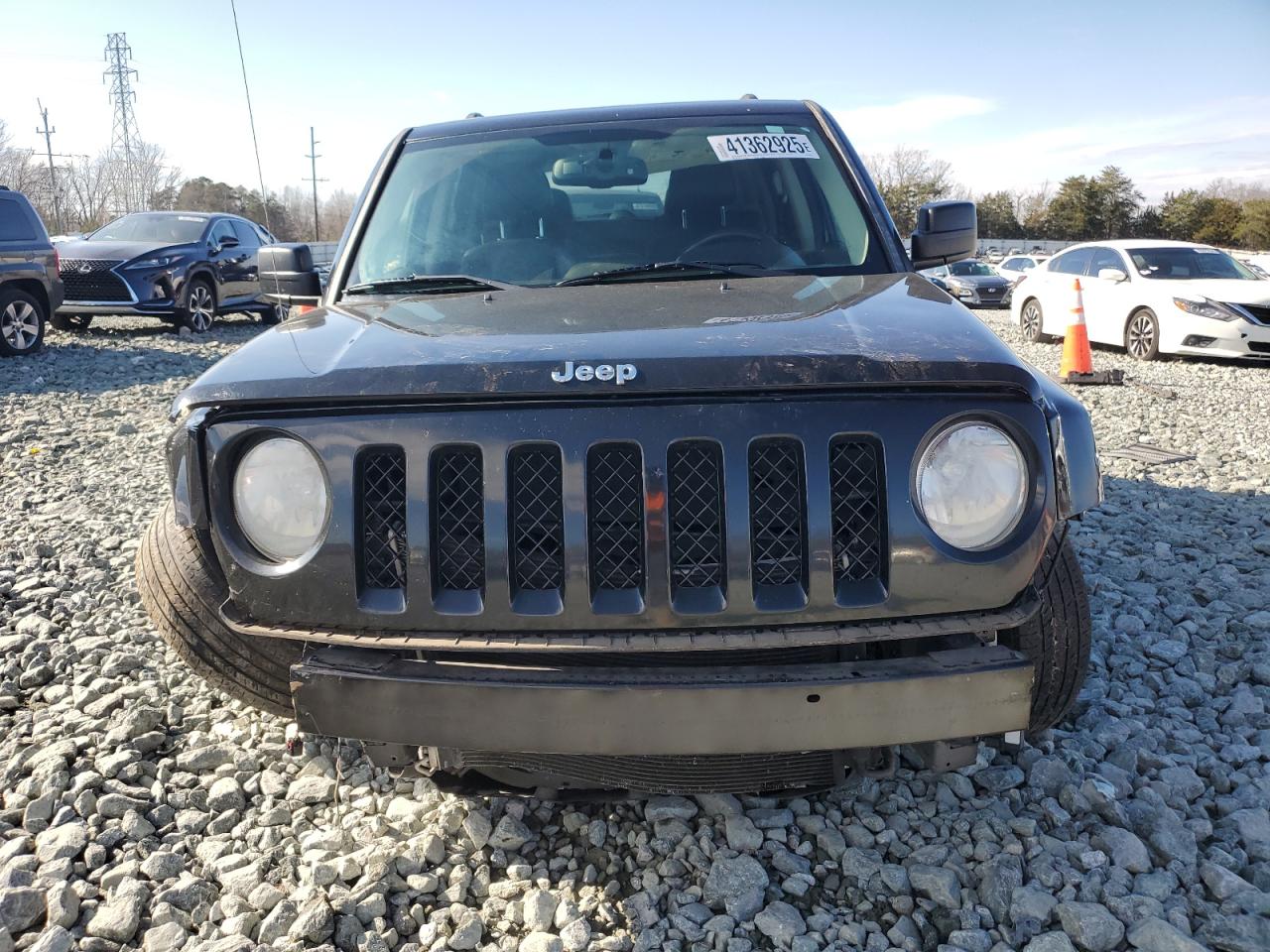 2014 Jeep Liberty (Patriot) - Image 5