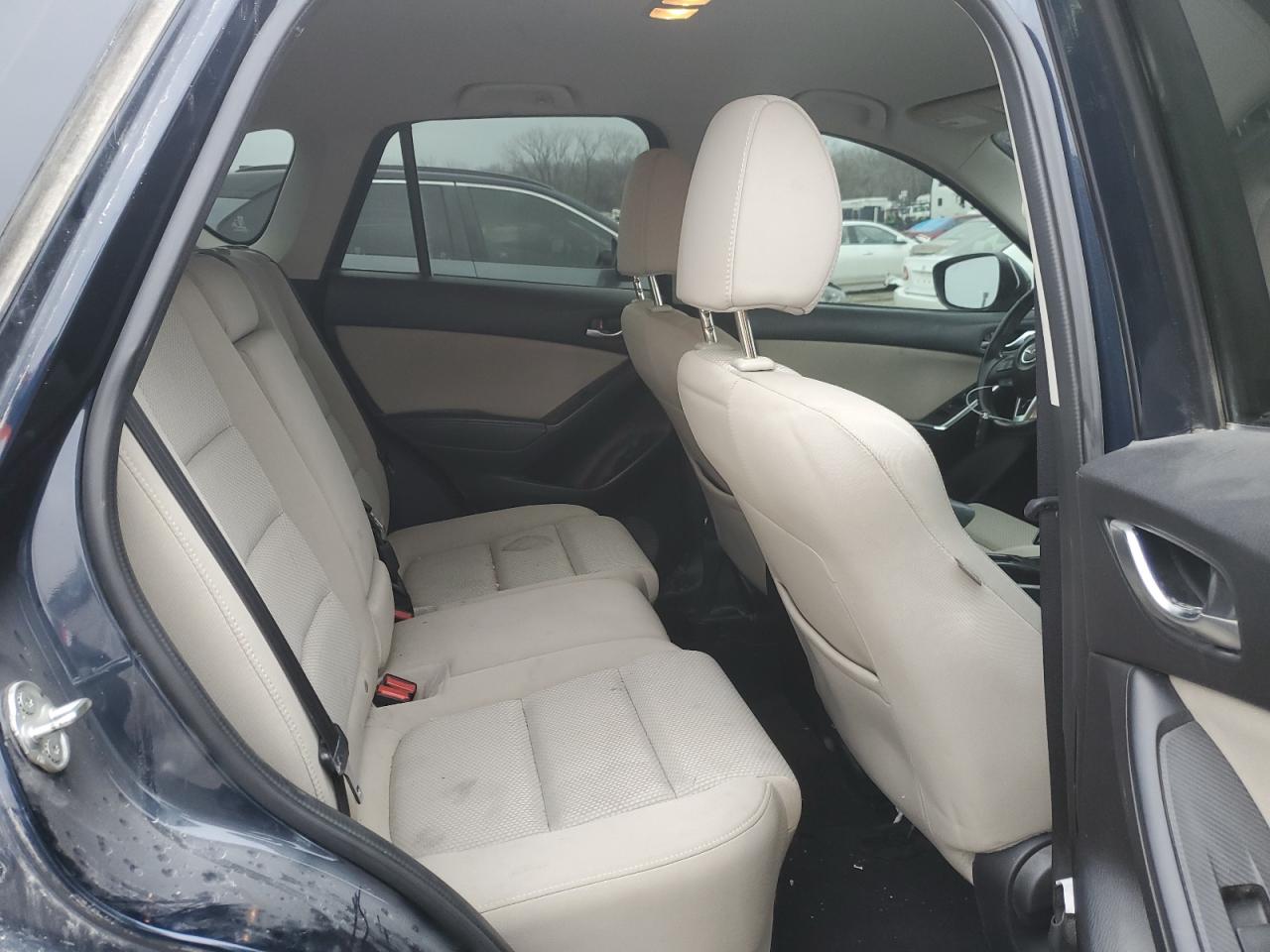 2016 Mazda CX-5 - Image 11