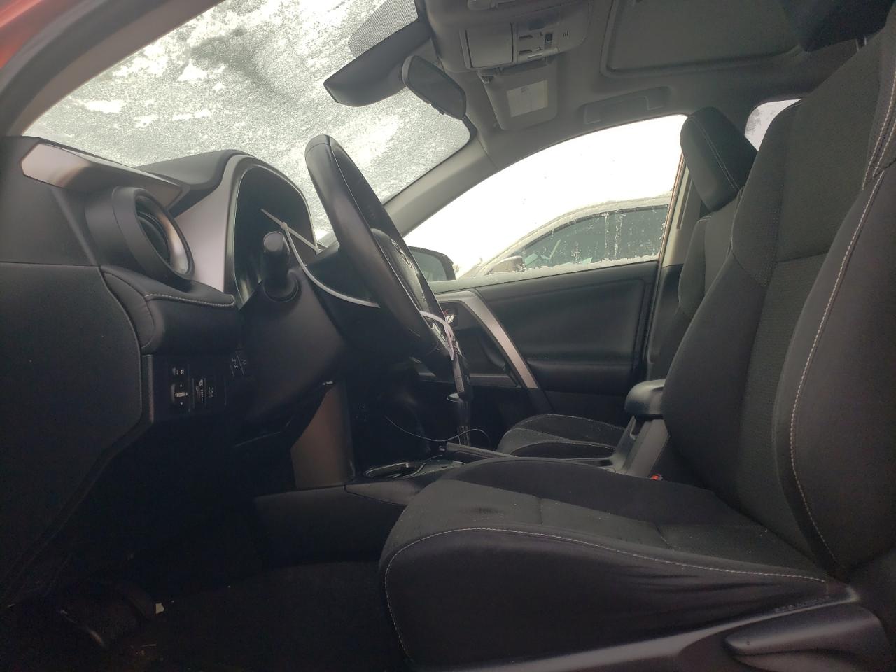 2016 Toyota RAV 4 - Image 7