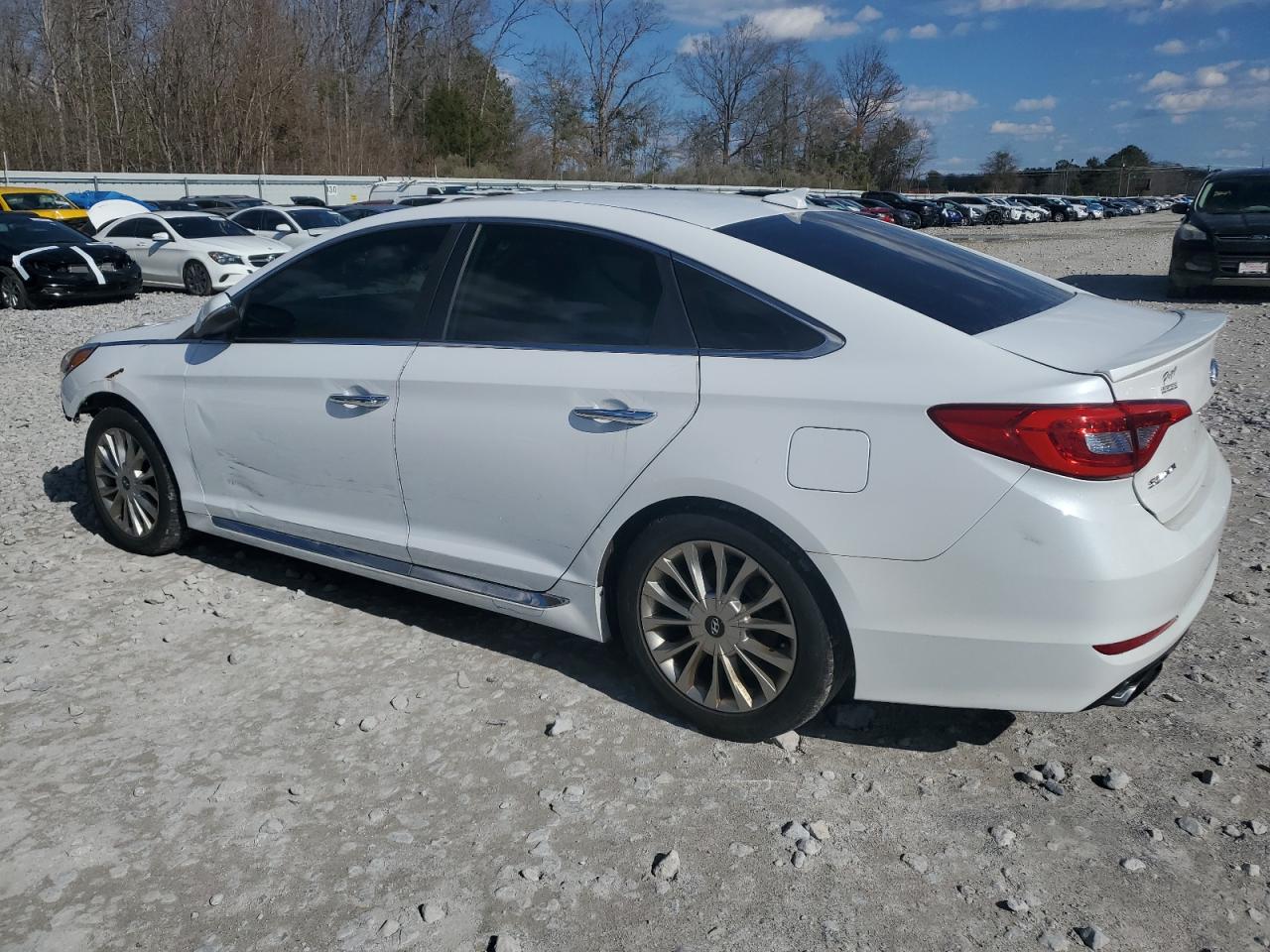 2015 Hyundai Sonata - Image 2