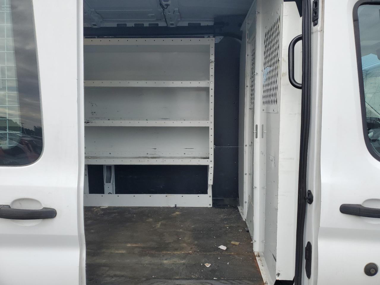 2016 Ford Transit - Image 11