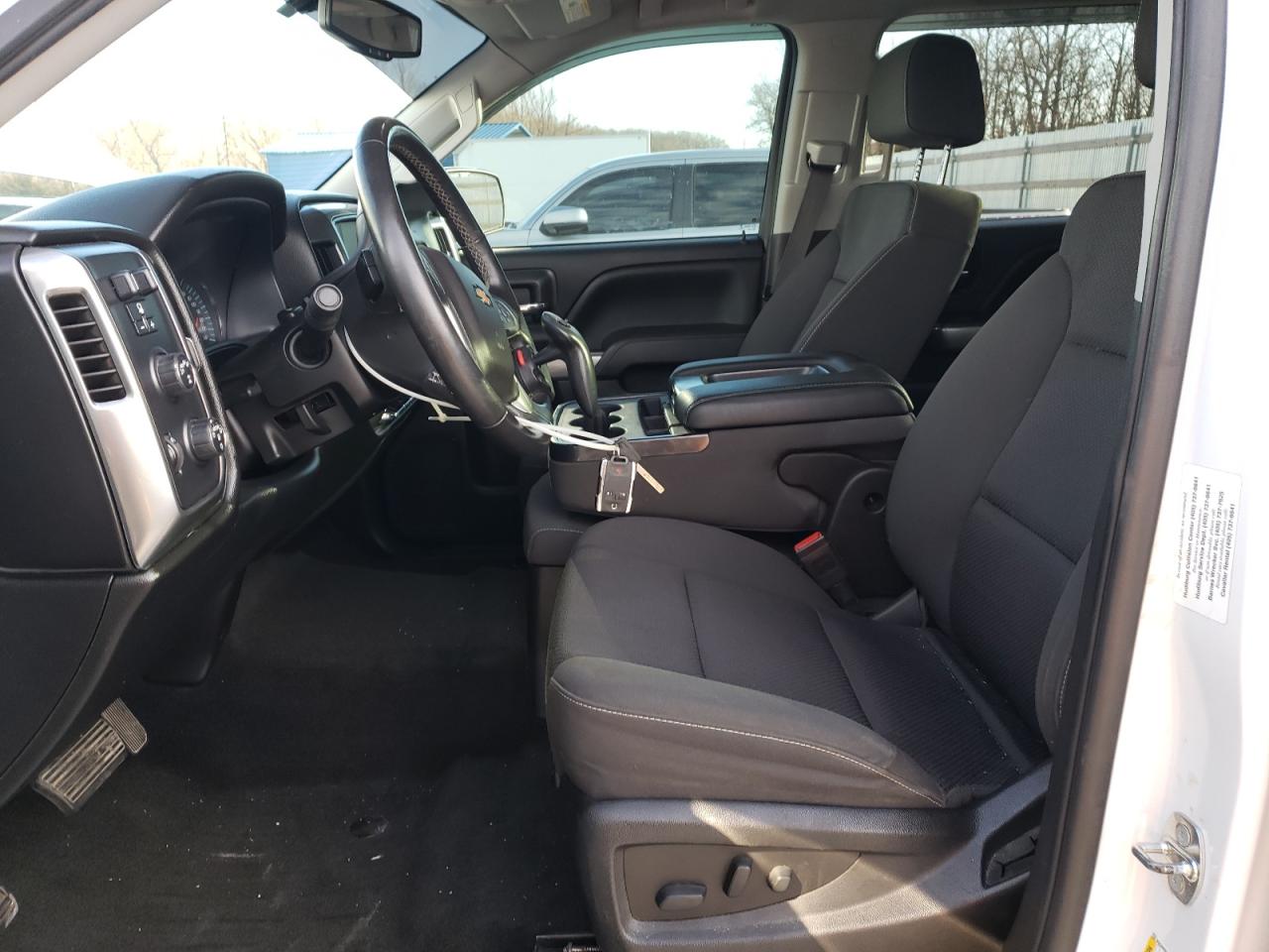 2017 Chevrolet Silverado - Image 7