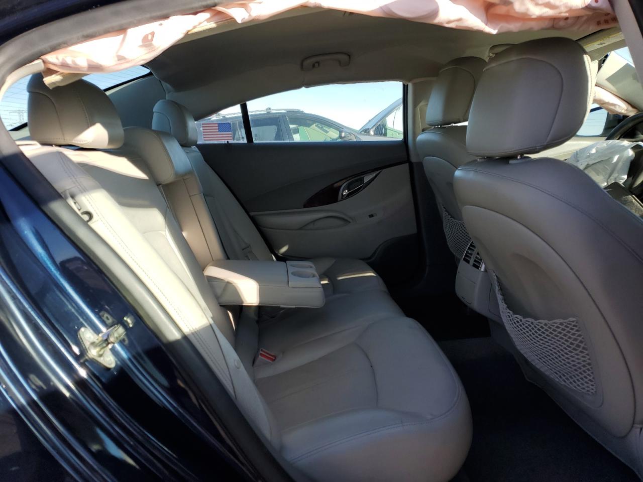 2010 Buick LaCrosse - Image 10
