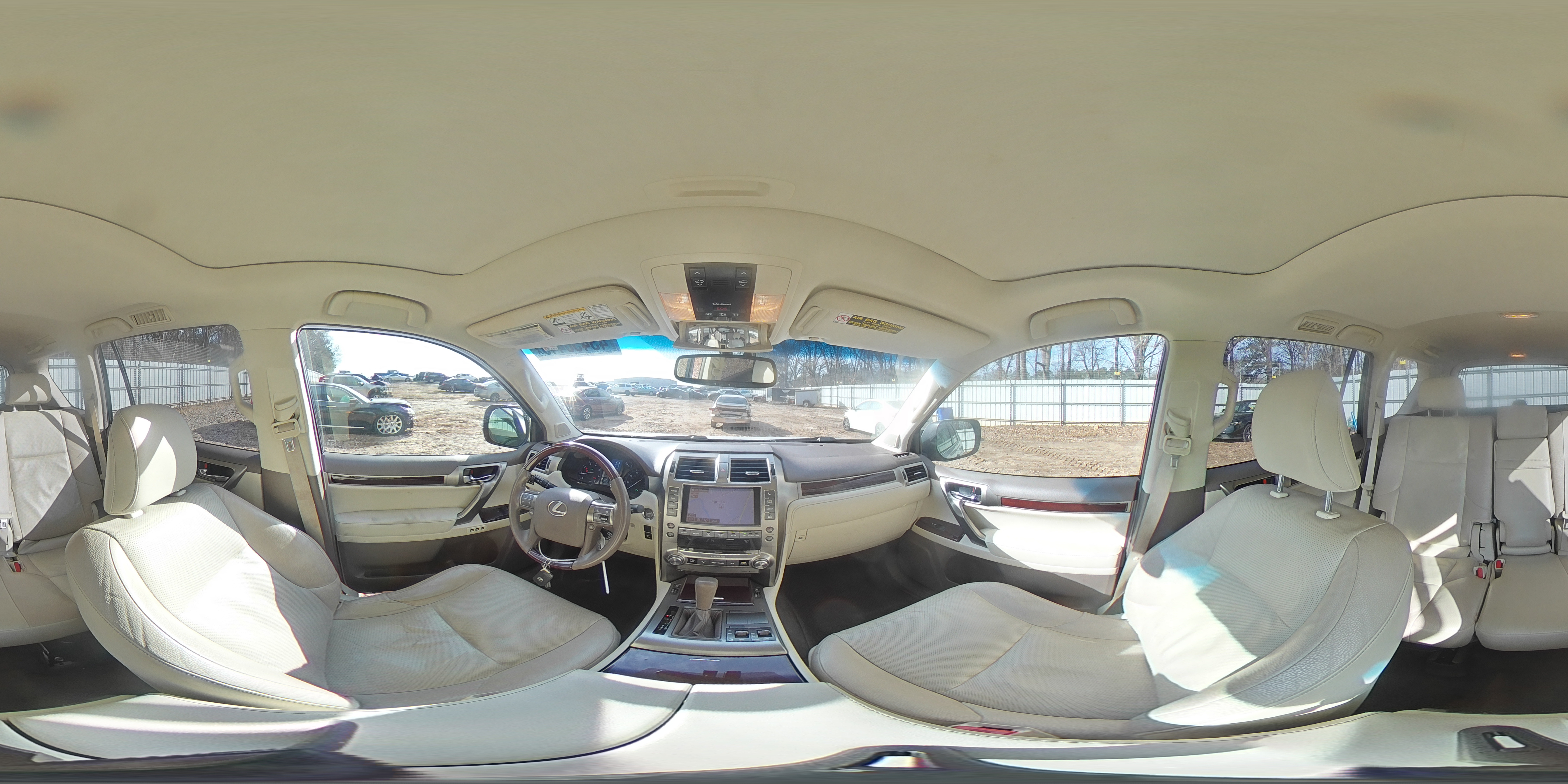 2014 Lexus GX - Image 14