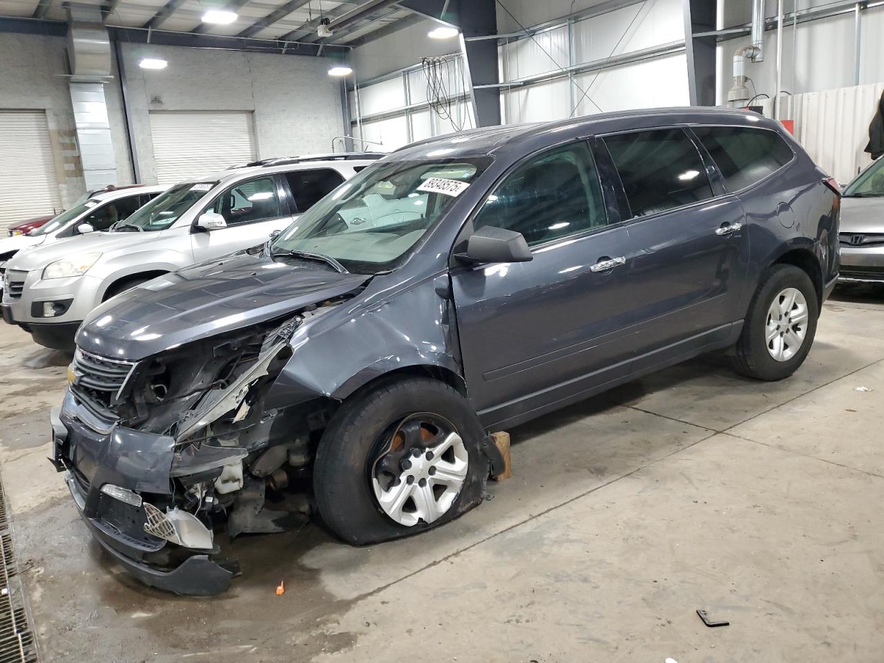 2013 Chevrolet Traverse Ls იყიდება Ham Lake-ში, MN - Front End