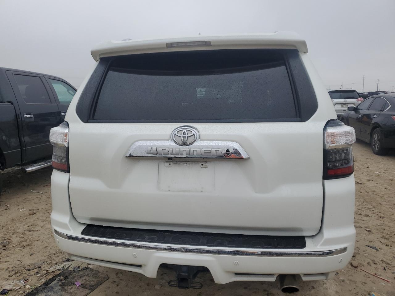 2015 Toyota 4Runner - Image 6