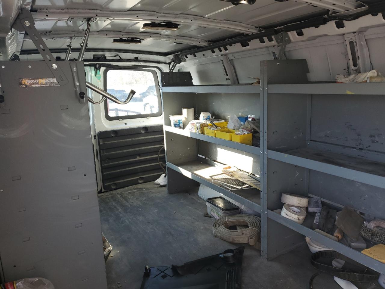 2017 Chevrolet Express - Image 10