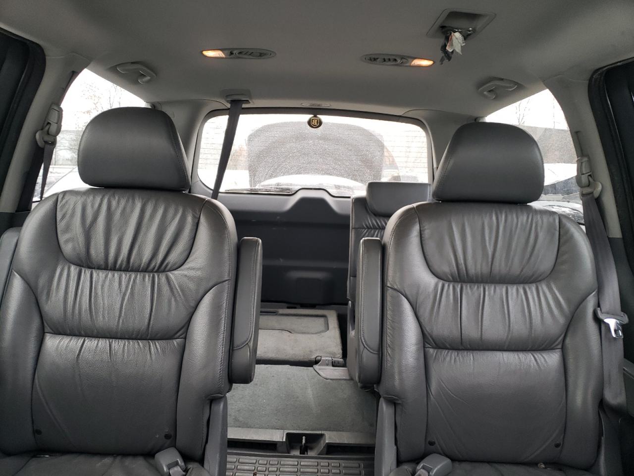 2007 Honda Odyssey - Image 10