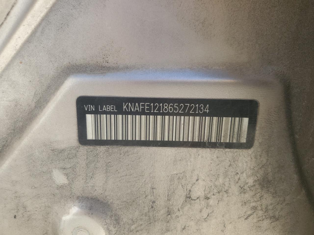 2006 Kia Spectra - Image 14