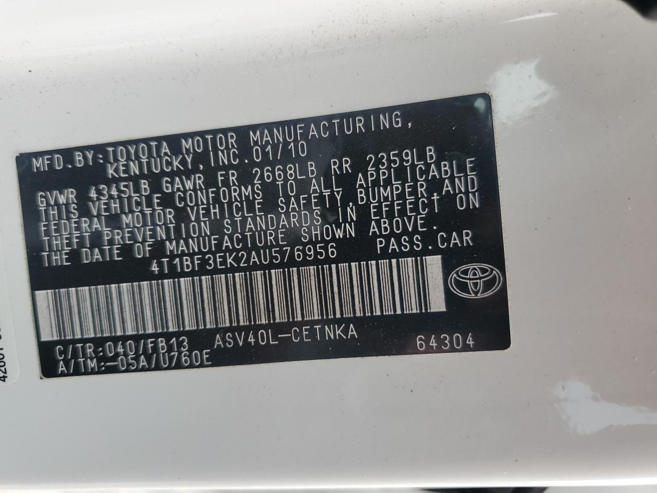2010 Toyota Camry - Image 12