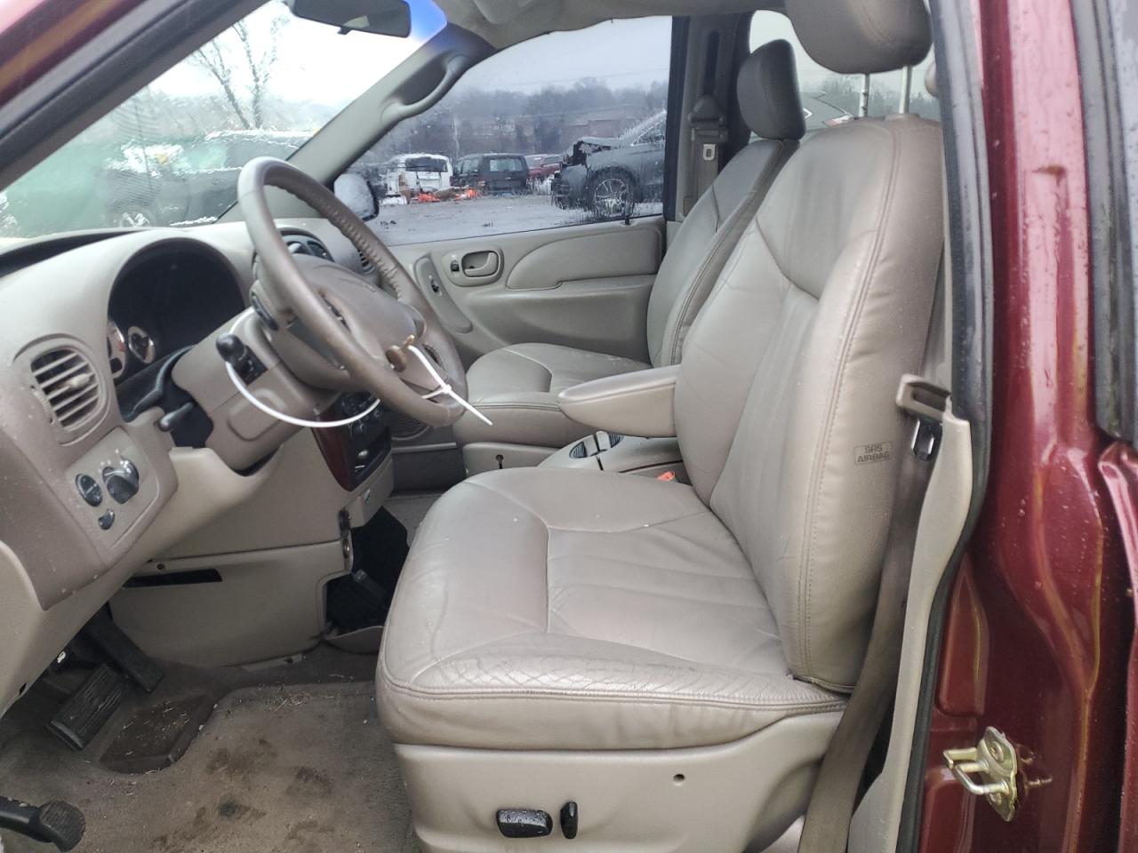 2002 Chrysler Town & Country - Image 7