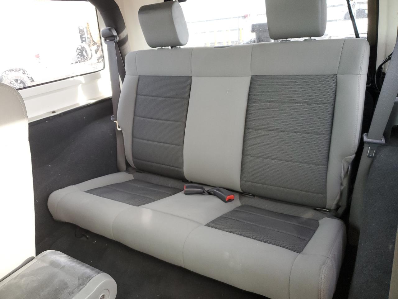2010 Jeep Wrangler - Image 11