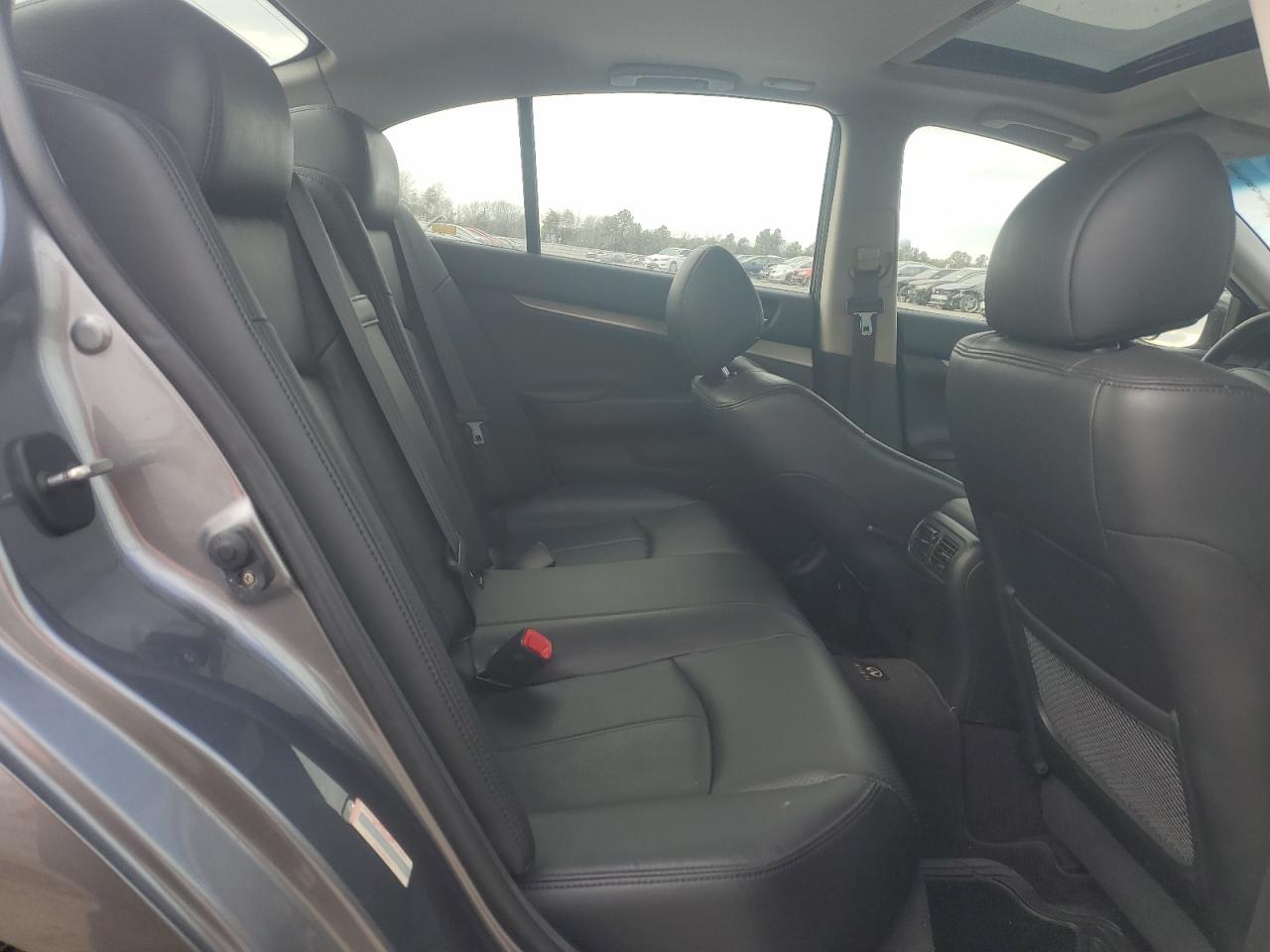 2011 Infiniti G - Image 10