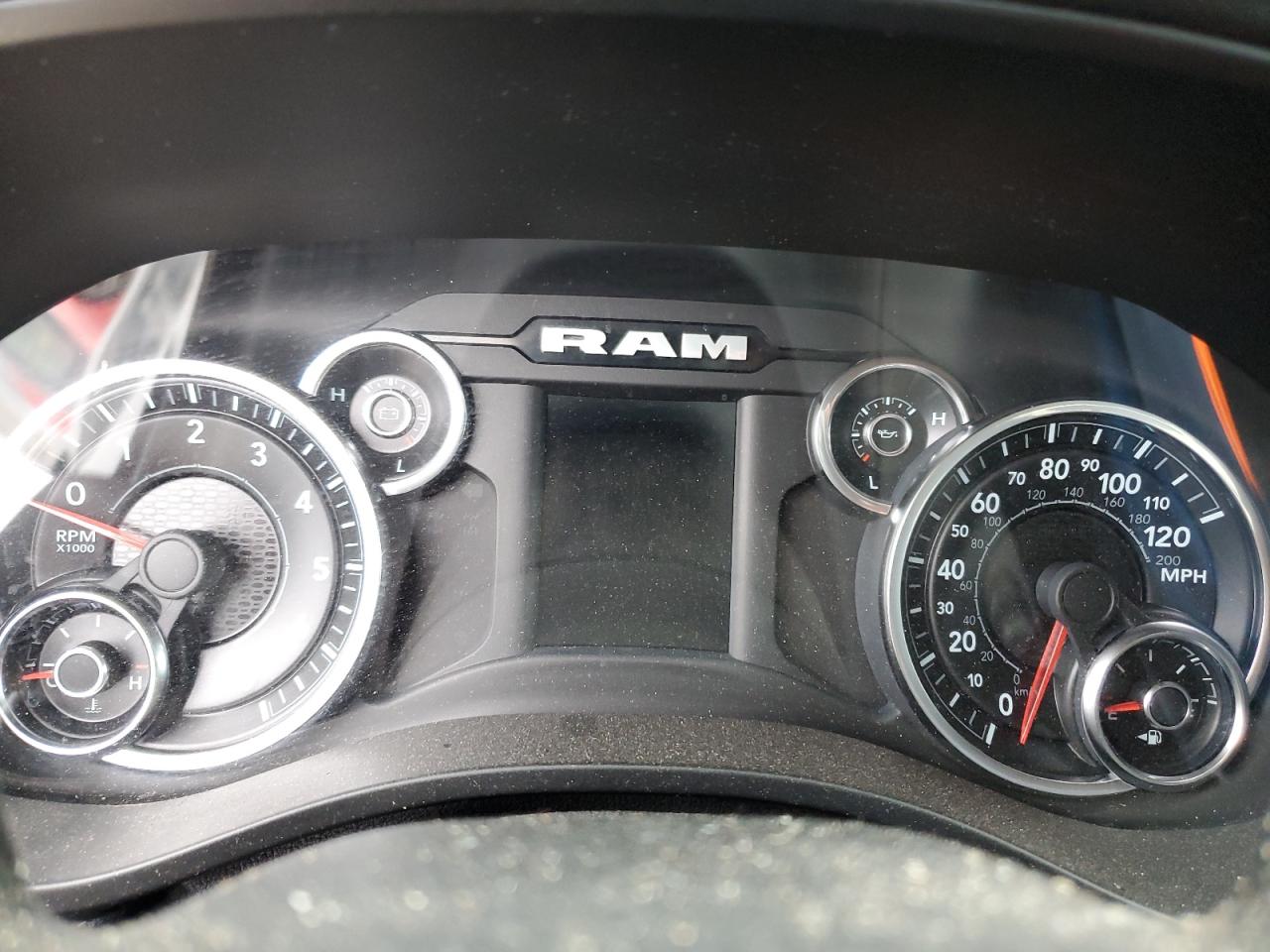 2022 RAM 1500 - Image 9