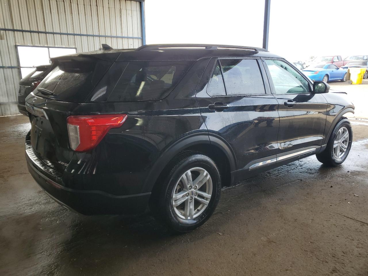 2023 Ford Explorer - Image 3