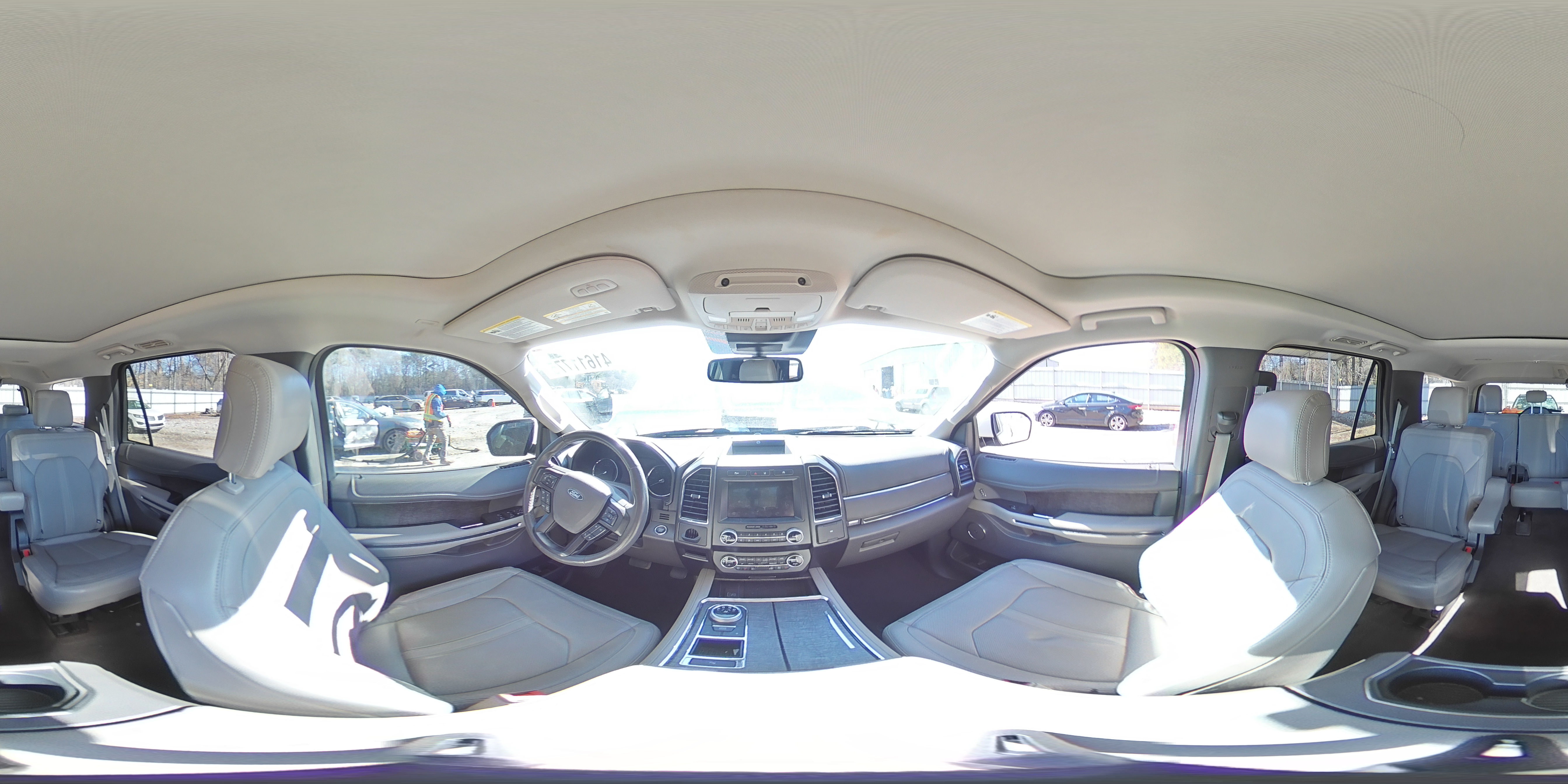 2020 Ford Expedition - Image 15