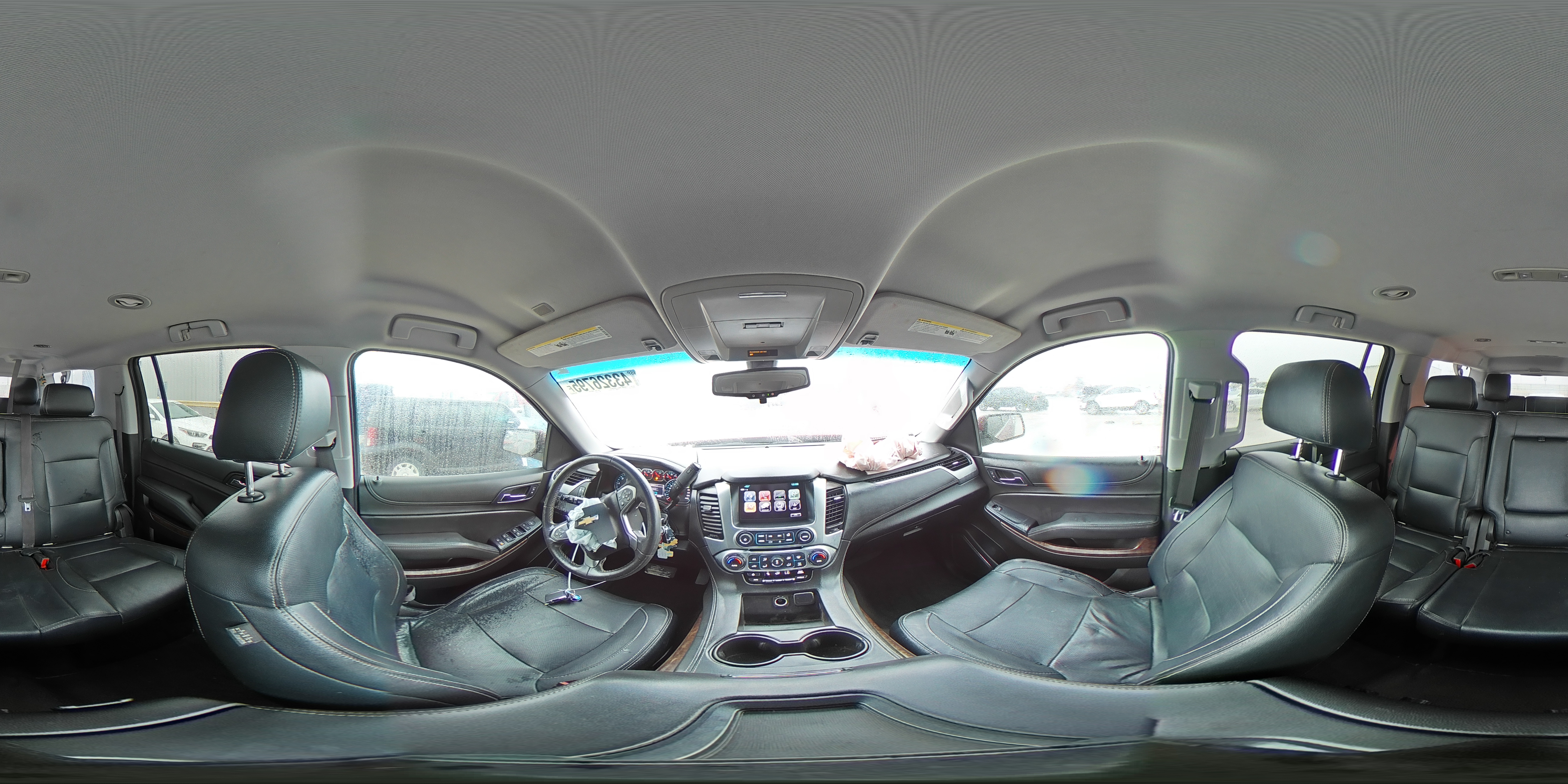 2017 Chevrolet Suburban - Image 15
