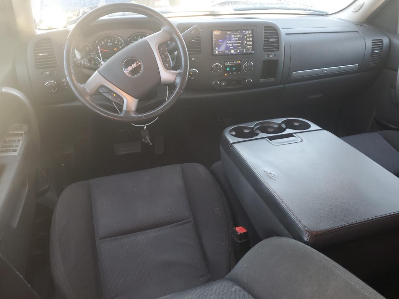 2011 GMC Sierra - Image 8