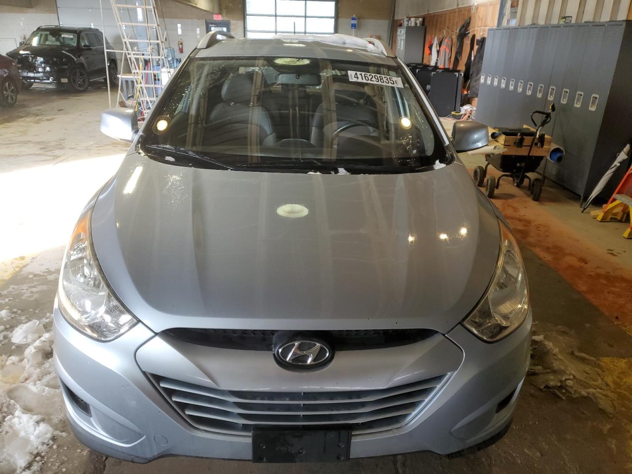 2010 Hyundai Tucson - Image 5