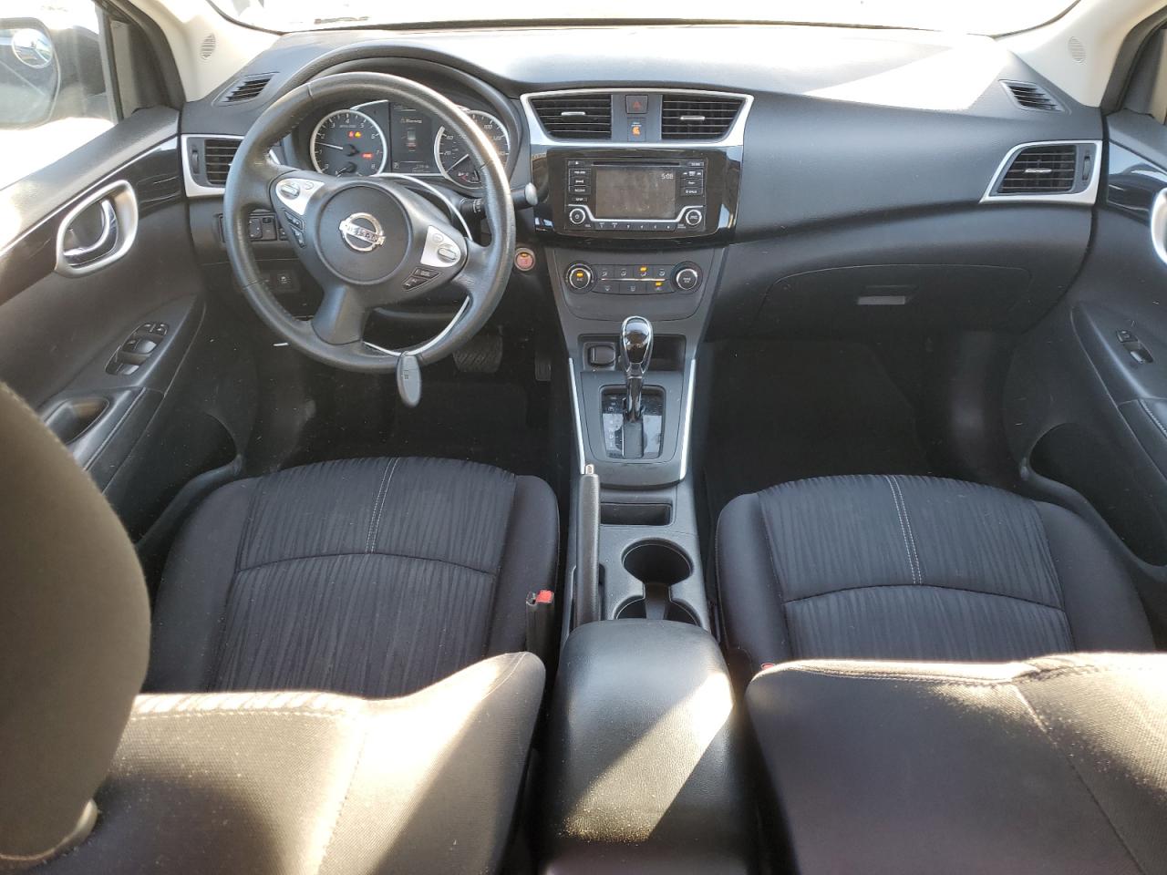 2016 Nissan Sentra - Image 8
