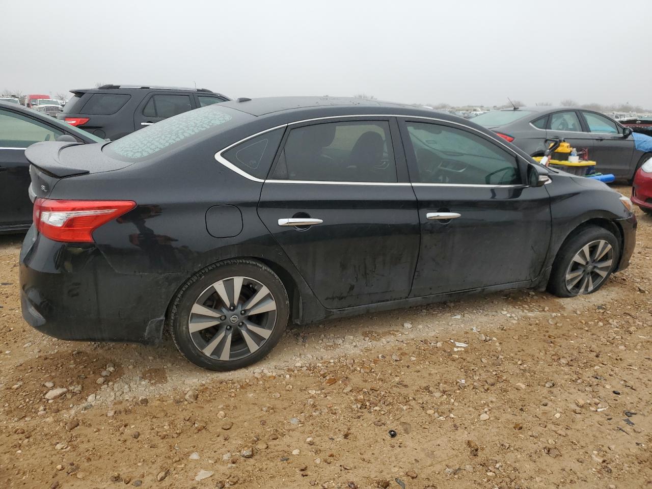 2017 Nissan Sentra - Image 3